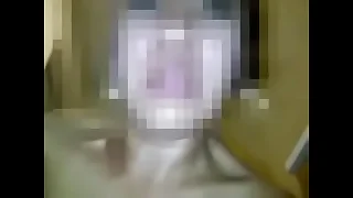 Sneezles primera lluvia dorada que me dio mi morochita madura&comma; ya hasta su panochita estaba inflamada de tanto cojer